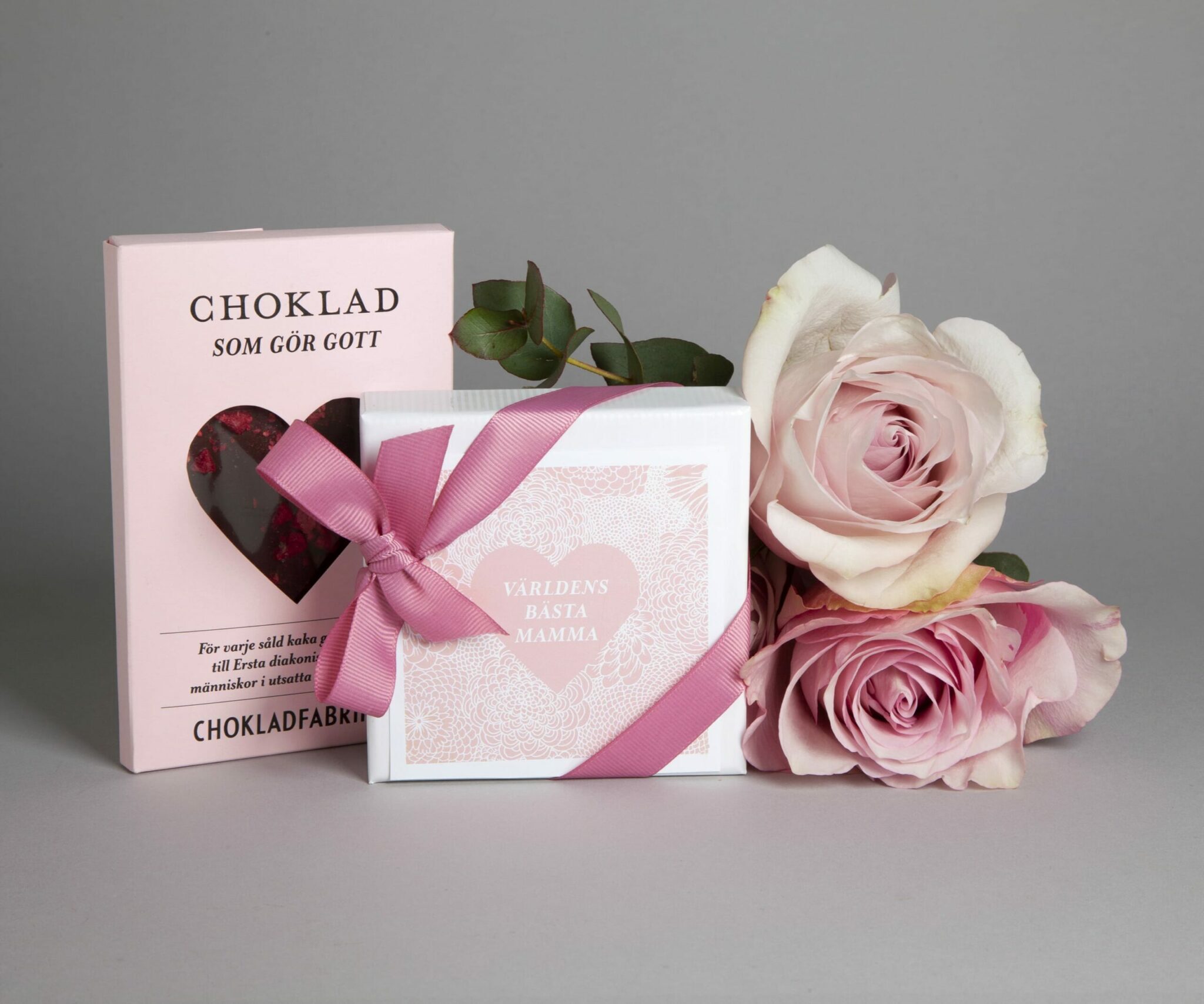 Mors dag blommor & choklad, kärleksbudet